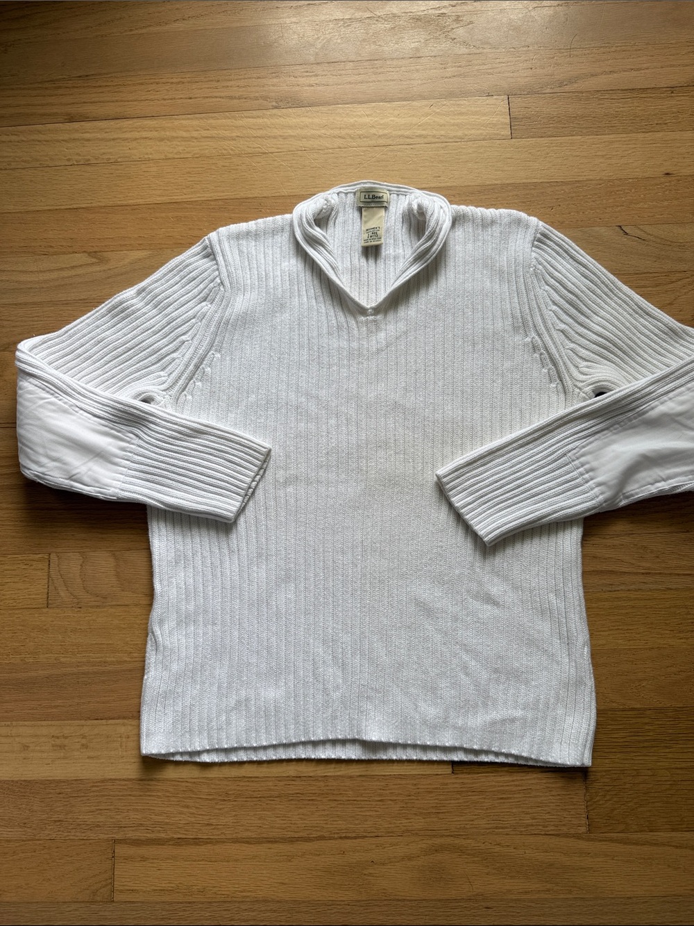 L.L. Bean Women’s Large White Classic 100% Cotton V Neck Sweater Ribbed